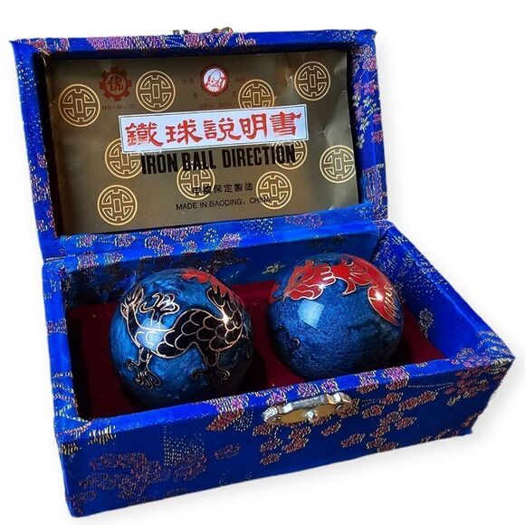 Vintage Chinese Medicine Iron Direction Balls - Picture 8 of 8